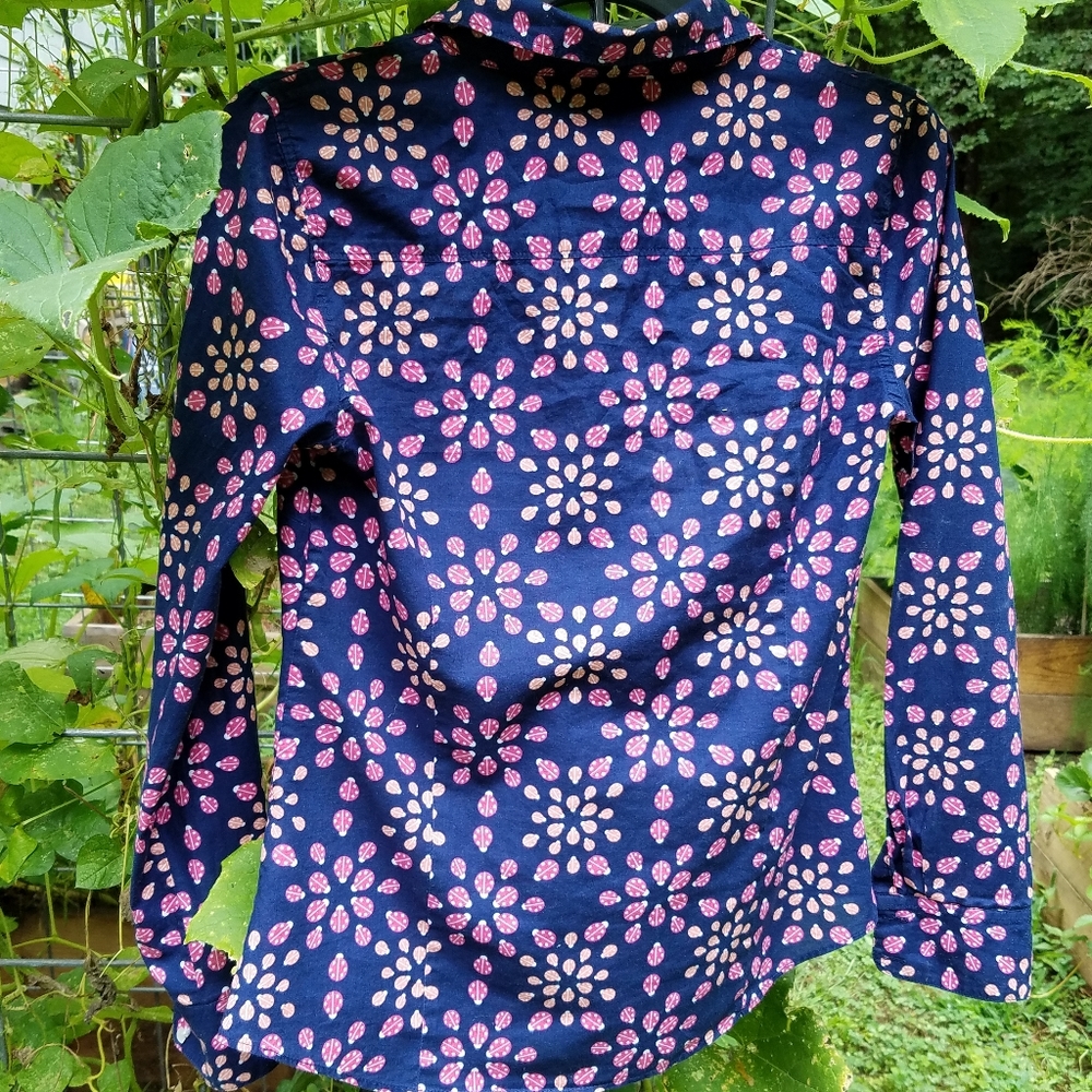 Long sleeve button down - Picture 2 of 4